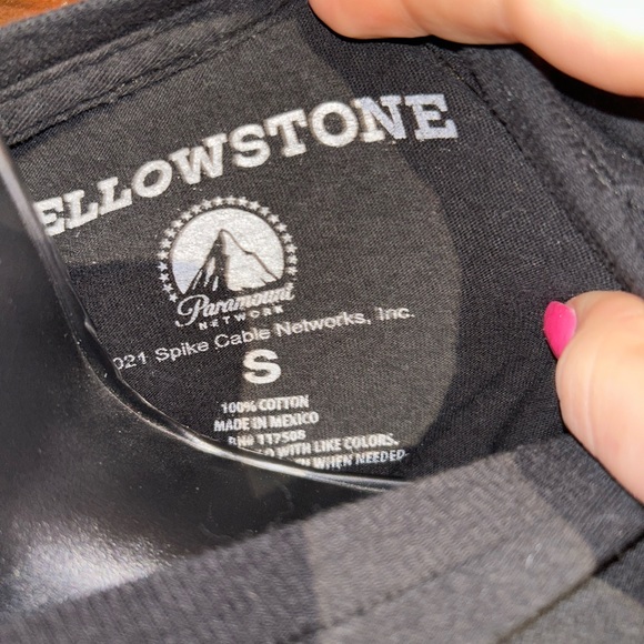 Yellow stone shirt - Picture 2 of 2